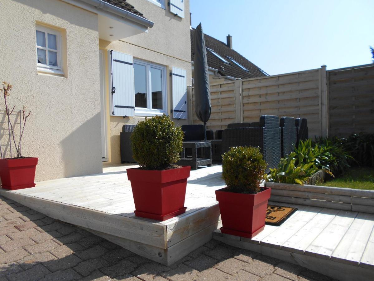 Gite De Eric Et Rose Bernieres-sur-Mer Exterior photo