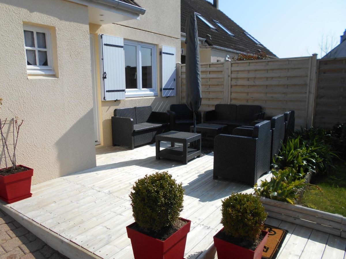 Gite De Eric Et Rose Bernieres-sur-Mer Exterior photo